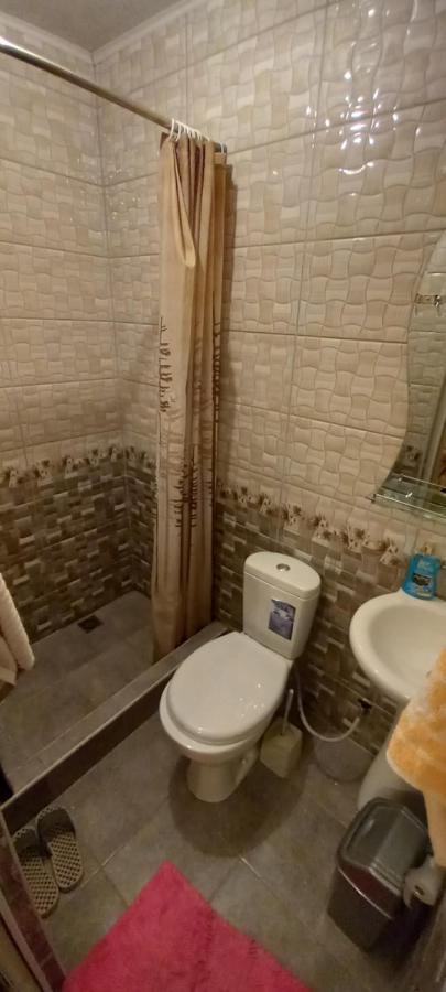 Serik & Geora Guesthouse Sevan Dış mekan fotoğraf